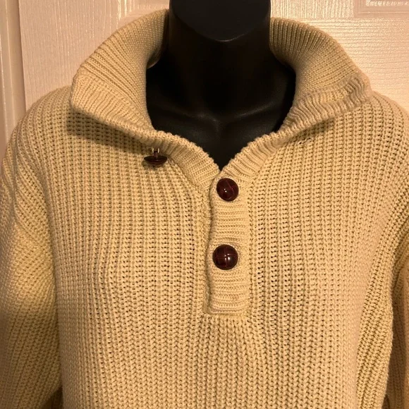 Cozy Cream Women's Sweater - Picture 4 of 7